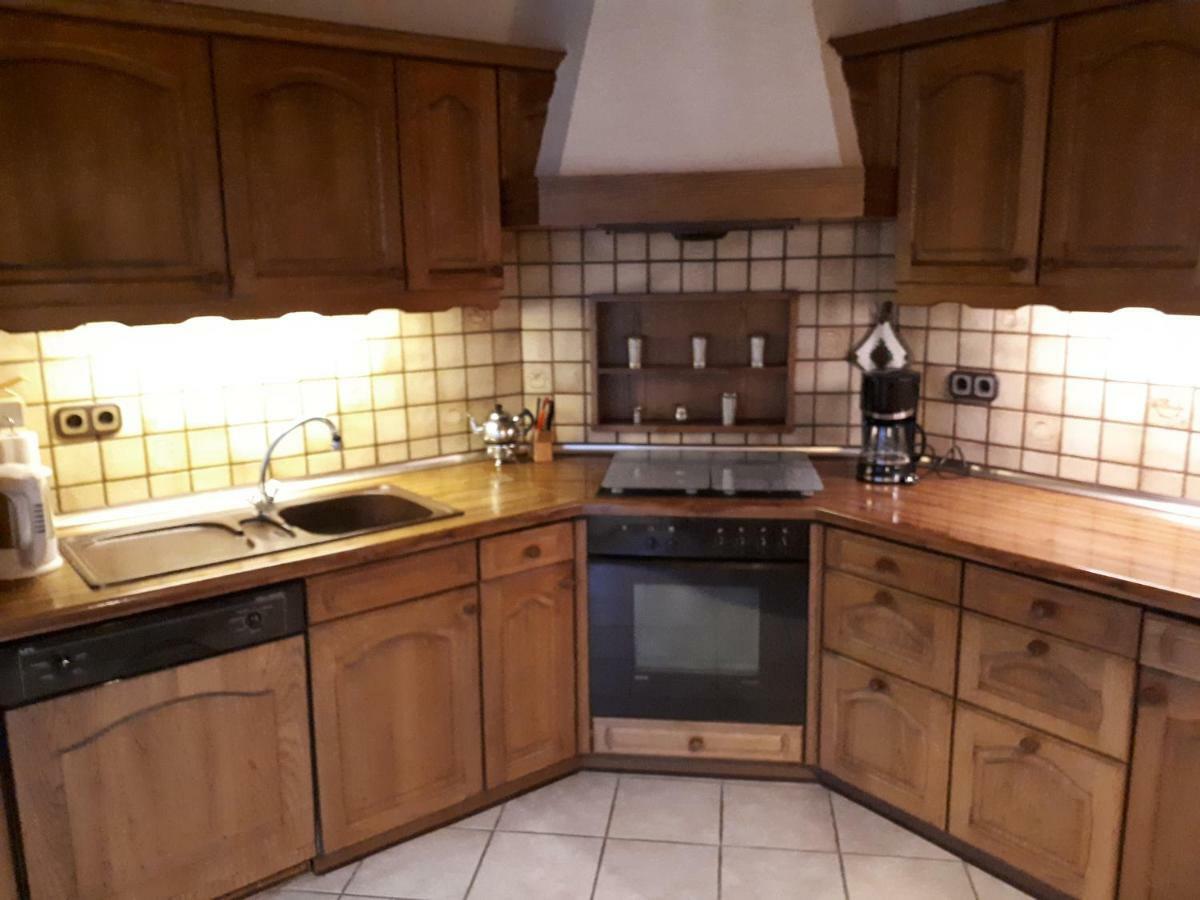 Familienurlaub In Ostfriesland Fuer Max 7 Pers In 2 Wohnungen, Auch Einzeln Wohnungen Utarp Exterior photo
